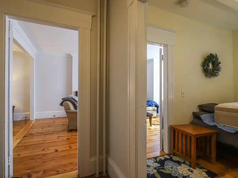 139 Spring St #3 — Photo 4
