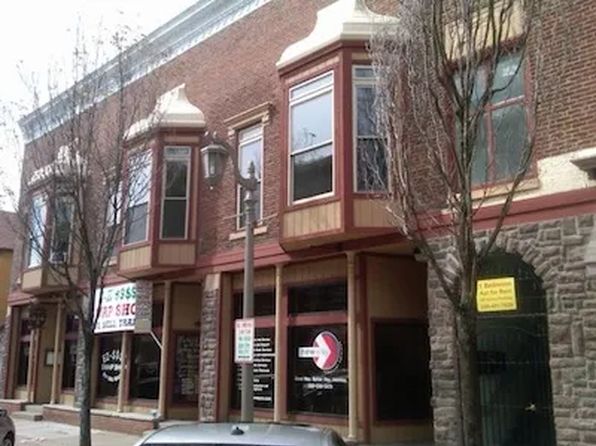 116 1/2 S Broadway St #F