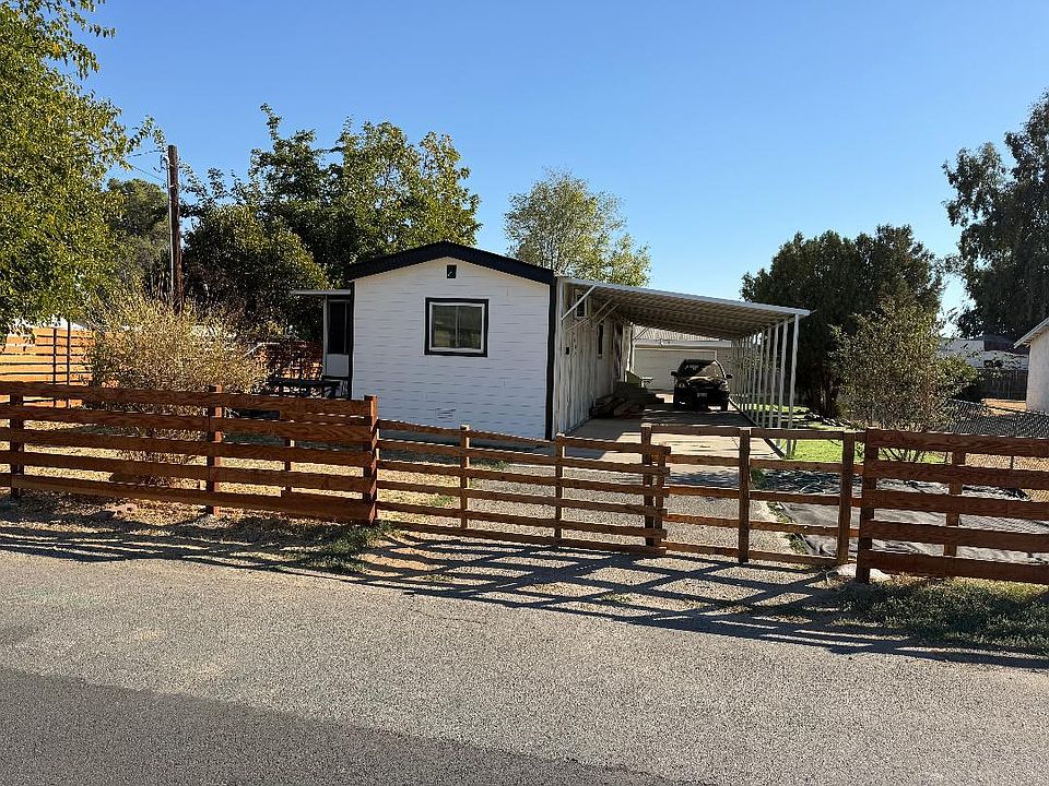 1st image of 1932 8th Ave