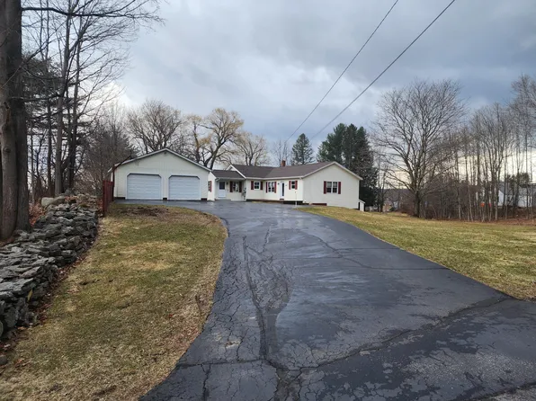 5 Hillsdale Road, Jay, ME 04239