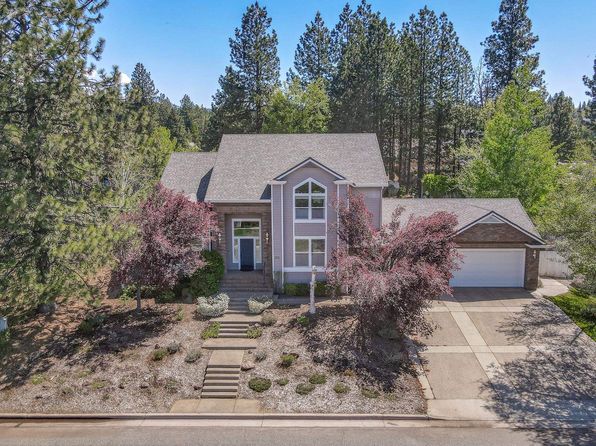 624 Pauls Pl, Mount Shasta, CA 96067