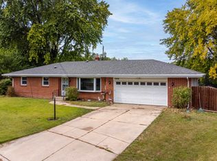 4808 Woodridge Ct, Rockford, IL 61108