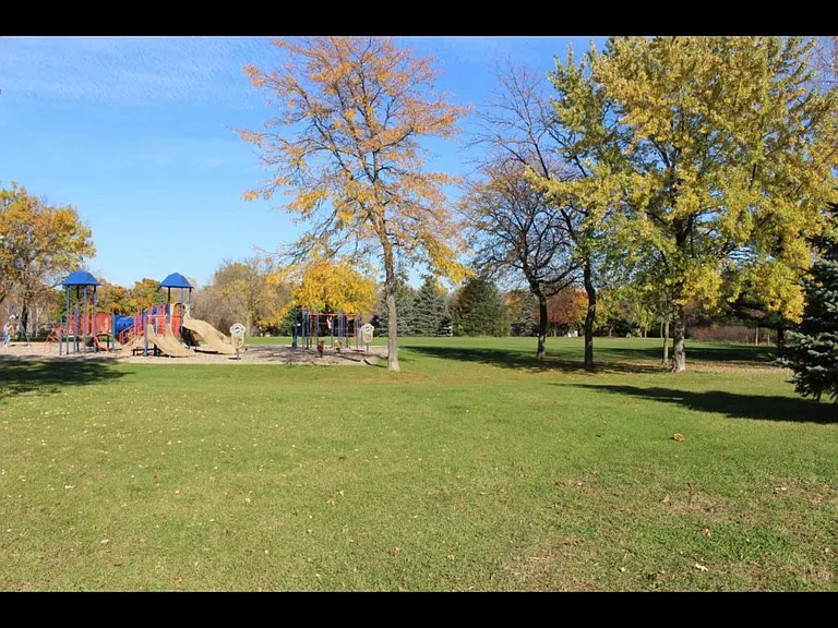 10397 Juniper Ln — Photo 13