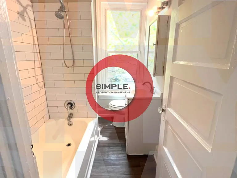449 E High St #2R — Photo 8