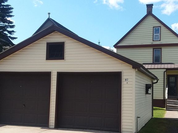 2nd image of 917 Swinton St