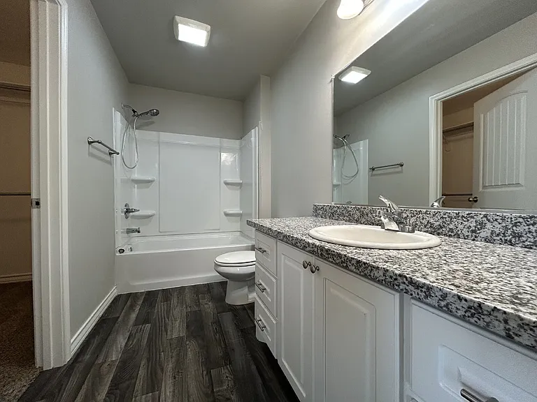 6040 24th St #33 — Photo 7