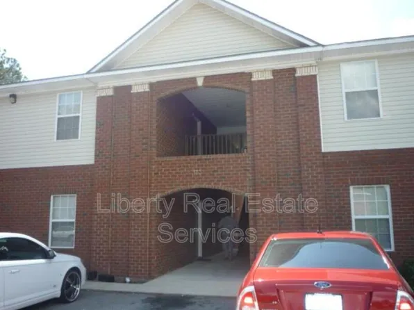 135 Rolland St APT 28, Hinesville, GA 31313