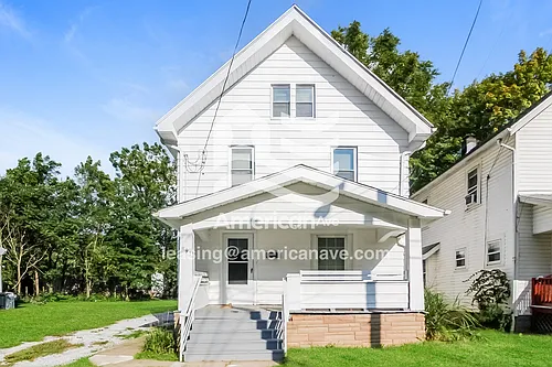 891 Sherman St Photo 1