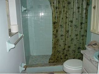 5th image of 3940 Essex St