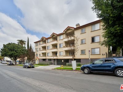 962 S Gramercy Dr Unit 206, Los Angeles, CA, 90019