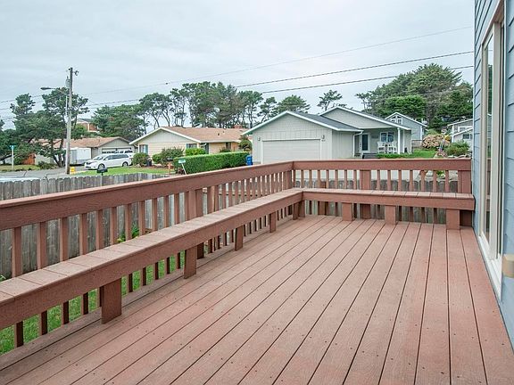 4th image of 3271 NW Marine Ave