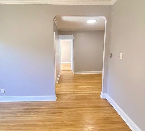 view from LR into dining foyer