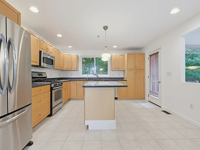 3101 Maple Brook Rd — Photo 3