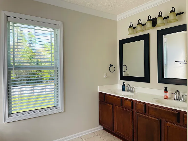 102 Long Pond Dr — Photo 9