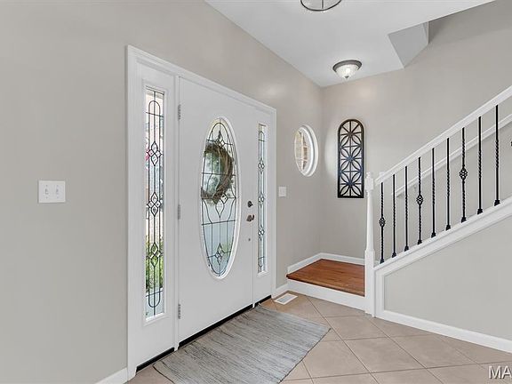 4th image of 2429 Rosswood Ln