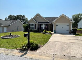 366 Walden Ridge Ct, Winston Salem, NC 27127