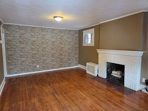 3rd image of 1594 Union St #1