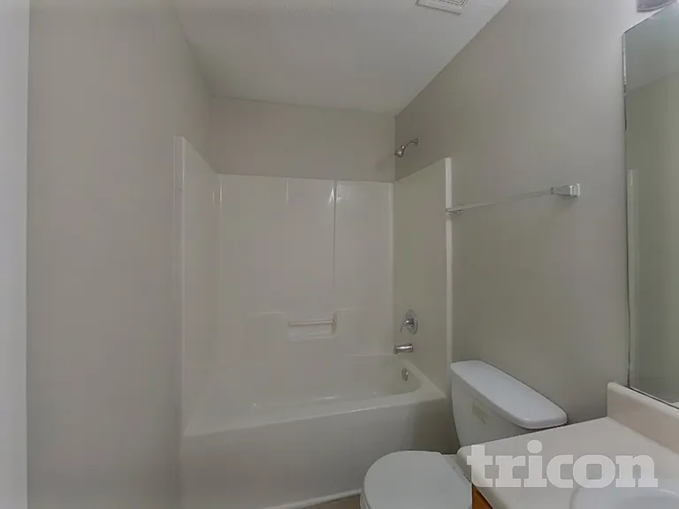 464 Berkshire Pl — Photo 17