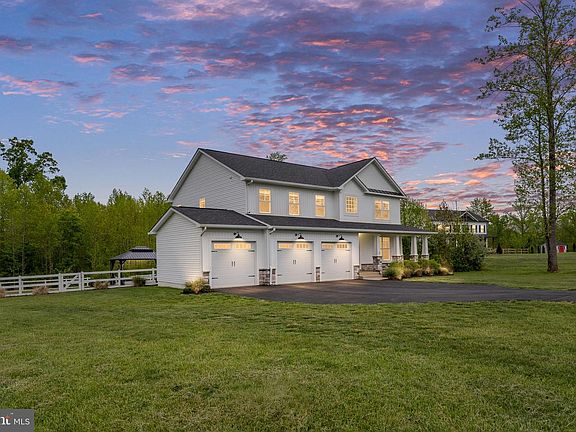 4th image of 2050 Priscilla Ct