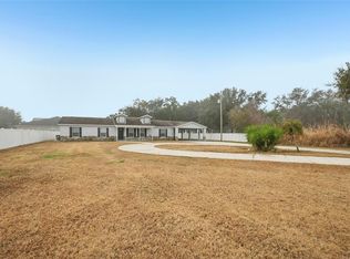 7029 Symmes Rd, Gibsonton, FL 33534