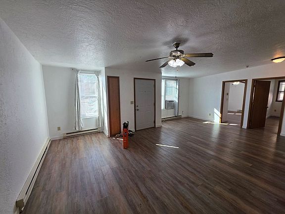 4th image of 153 E 2nd St #5