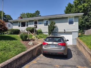 105 Avery Ave, Meriden, CT 06450
