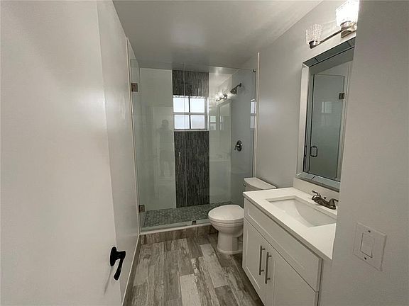 5th image of 735 Sand Creek Cir #0