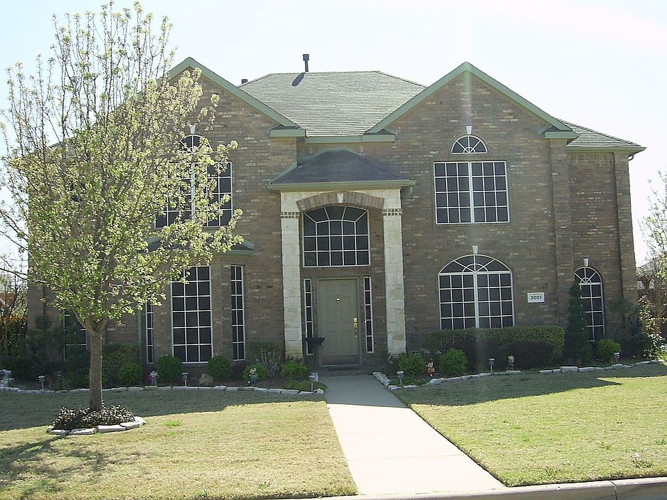 1st image of 3001 Upland Dr