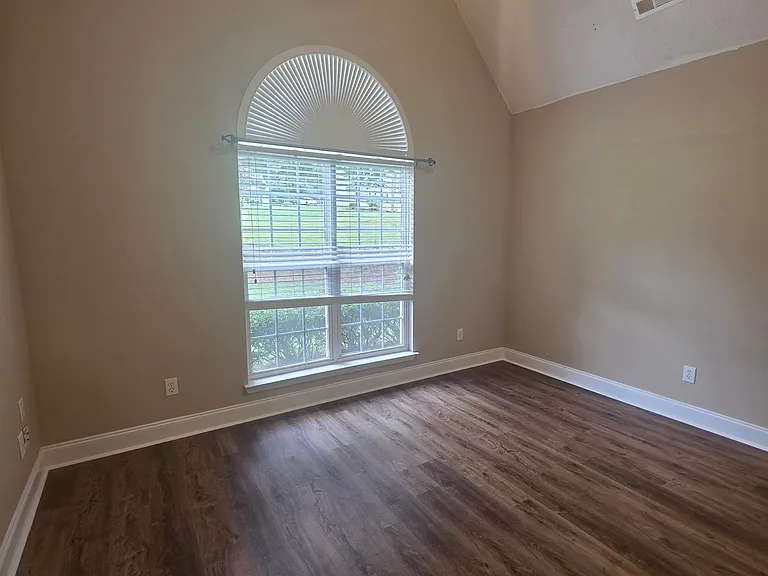 135 Kingsbrooke Cir — Photo 13