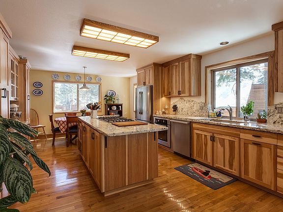 2nd image of 3595 Lynwood Dr