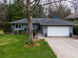 3813 Hillcrest Dr, Madison, WI 53705