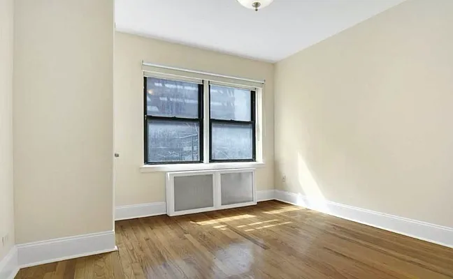 Rented by Compass | media 21