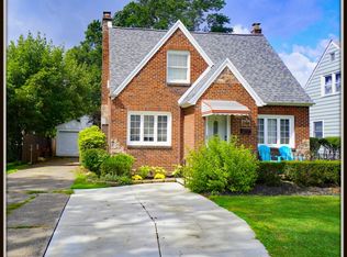 248 Woodridge Ave, Cheektowaga, NY 14225