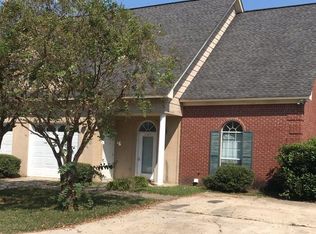 1183 Saint Andrews Ln, Starkville, MS 39759