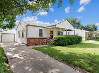 801 N Georgie Ave, Derby, KS 67037