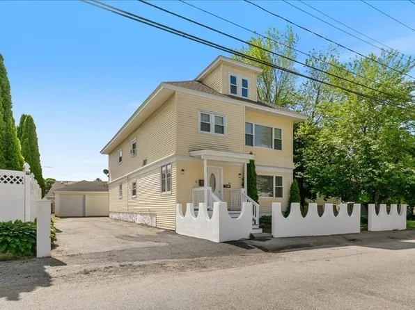 39-41 Arlington St, Methuen, MA 01844