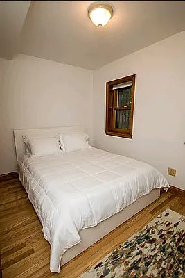 4th image of 27 W 76th St APT C