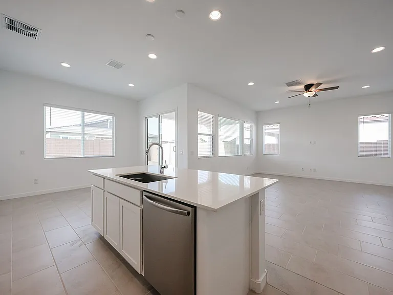 7850 W Hide Trl — Photo 23