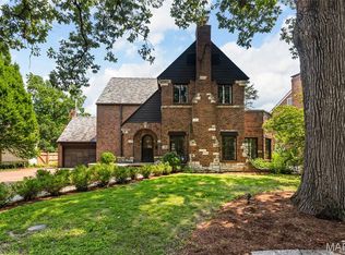 4228 Roland Blvd, Saint Louis, MO 63121