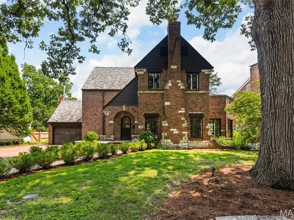 4228 Roland Blvd, Saint Louis, MO 63121