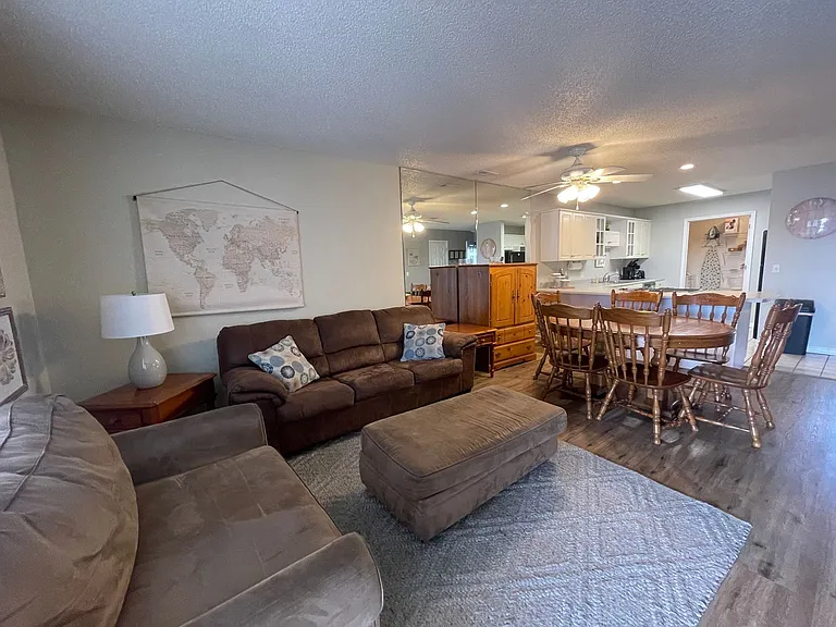 193 Avondale Dr #10 — Photo 9