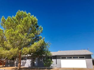 13370 Algonquin Rd, Apple Valley, CA 92308