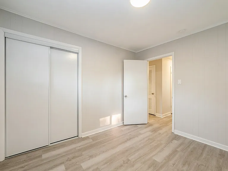 29 S Ash St — Photo 10