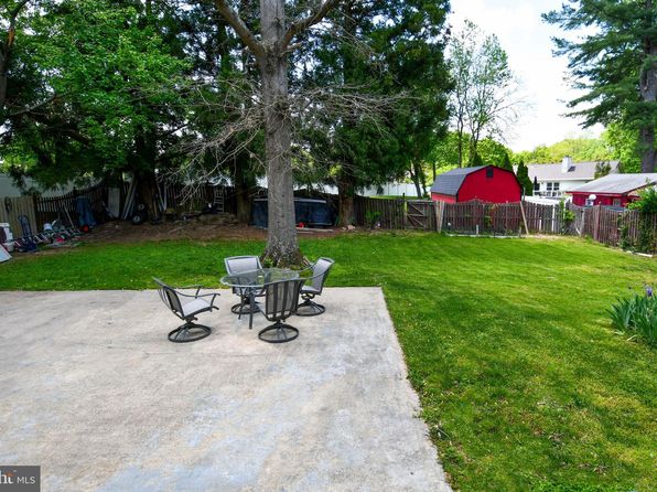 9705 Lemocks Dr, Upper Marlboro, MD 20772