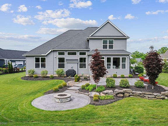 4th image of 3685 Braemar Dr