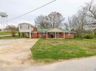 702 Walker St, Hackleburg, AL 35564