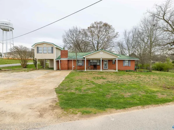 702 Walker St, Hackleburg, AL 35564