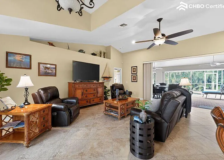 Living area 1