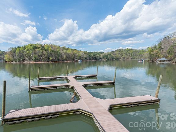 3rd image of Dockside Dr #13A