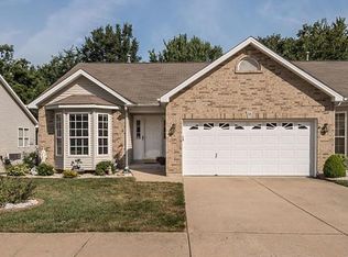 38 Spring Oaks Dr, Saint Charles, MO 63303